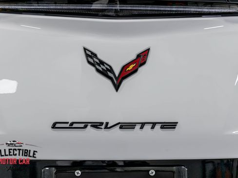 Used 2015 Chevrolet Corvette Z06 w/ 3LZ Preferred Equipment Group RWD image 64