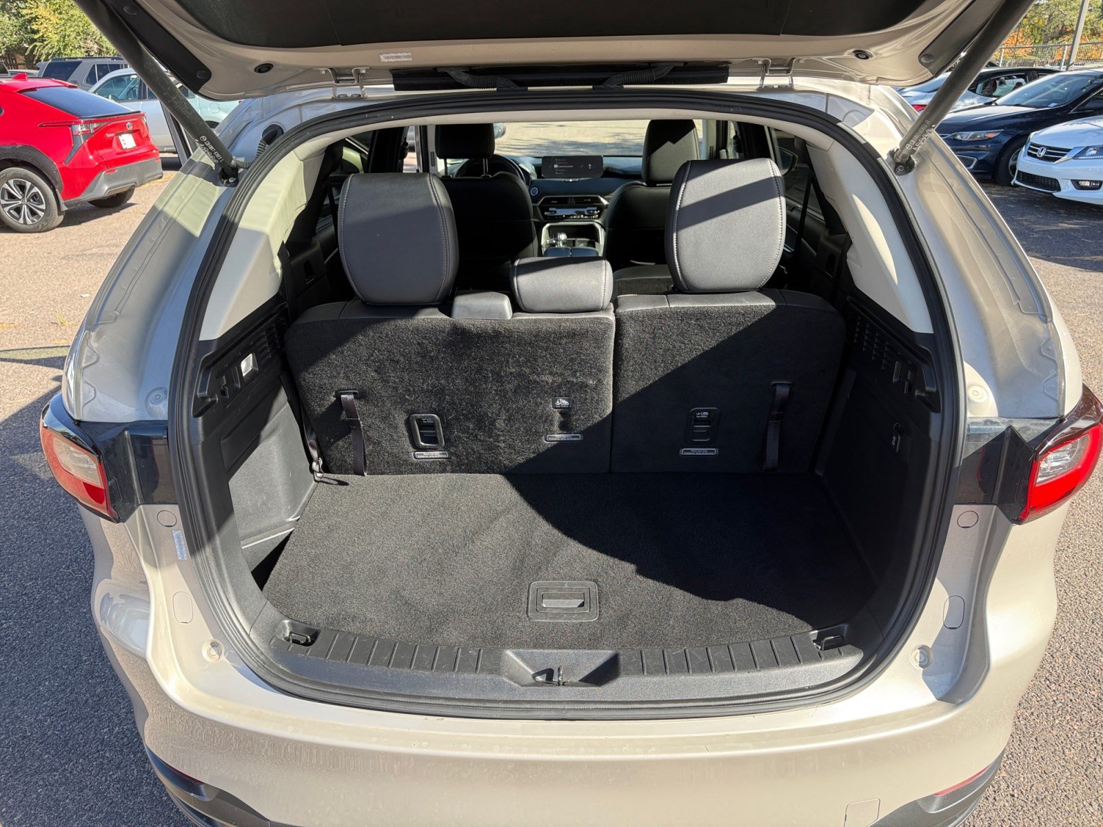 Used 2024 MAZDA CX-90 3.3 Turbo w/ Preferred Plus AWD/4WD image 32