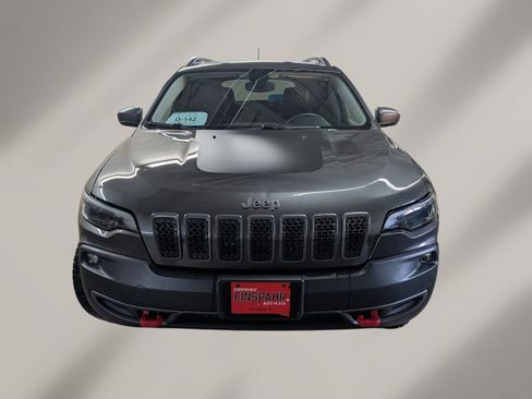 Used 2019 Jeep Cherokee Trailhawk w/ Comfort/Convenience Group image 2