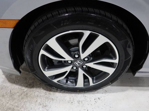 Used 2023 Honda Odyssey Touring image 10