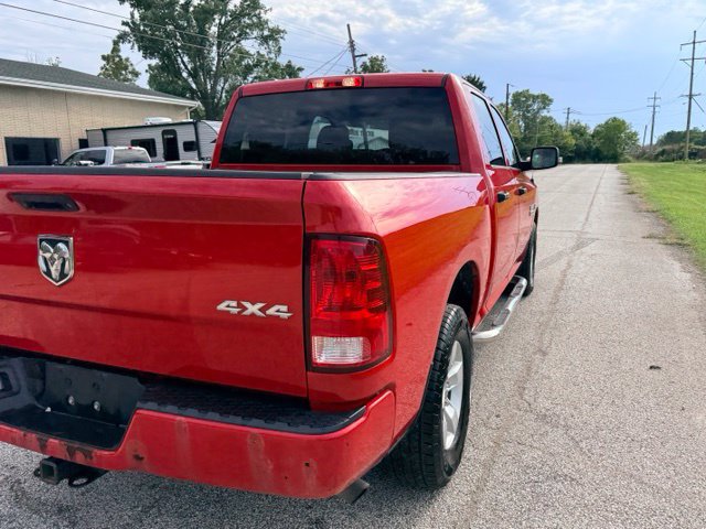 Used 2018 RAM 1500 Express AWD/4WD image 11