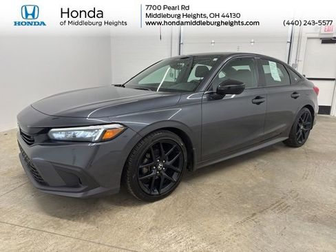 Used 2022 Honda Civic Sport image 1