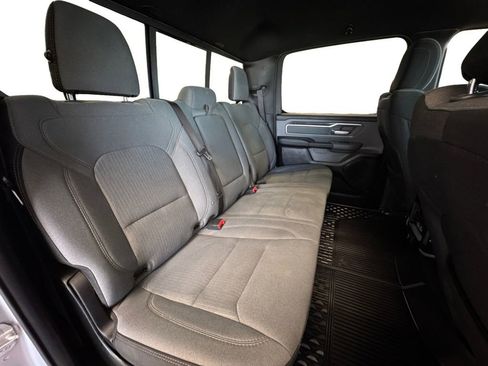 Used 2022 RAM 1500 Big Horn AWD/4WD image 18