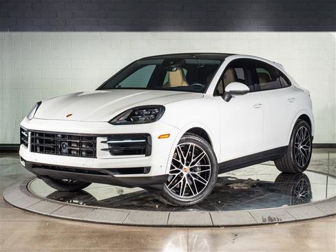 Certified 2025 Porsche Cayenne Coupe AWD/4WD image 1