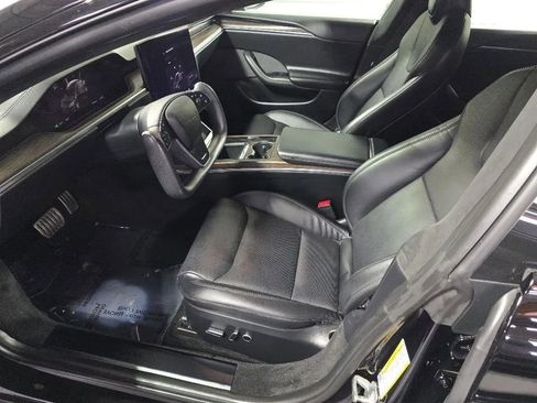 Used 2023 Tesla Model S Standard Range image 9