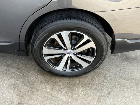 Used 2018 Subaru Outback 2.5i Limited AWD/4WD image 40