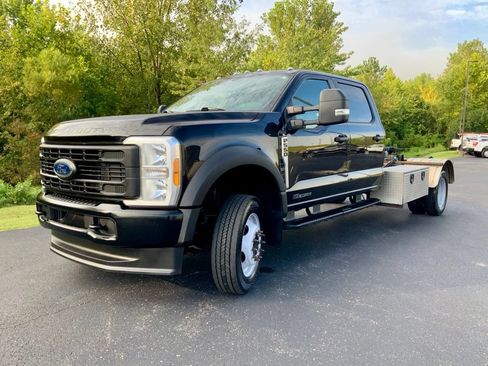 Used 2023 Ford F550 4x4 Crew Cab Super Duty image 4