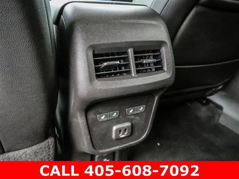 Used 2022 GMC Terrain Denali w/ Denali Premium Package AWD/4WD image 25