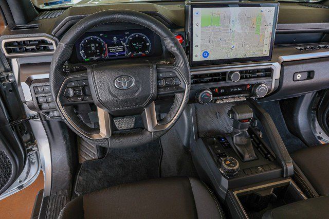 Used 2025 Toyota Tacoma TRD Off-Road AWD/4WD image 26