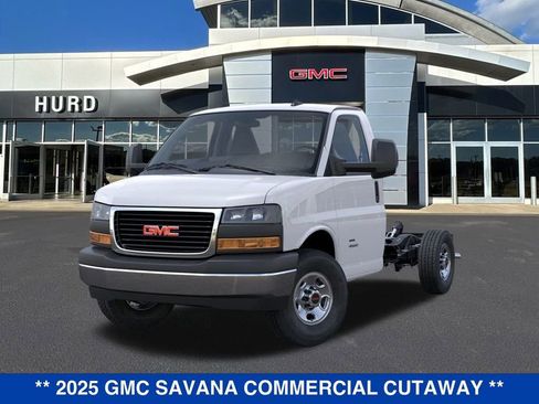 New 2025 GMC Savana 3500 w/ Power Convenience Package image 7