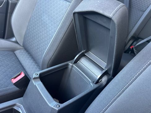 Used 2019 Volkswagen Tiguan S w/ 3rd Row Seat Package AWD/4WD image 25