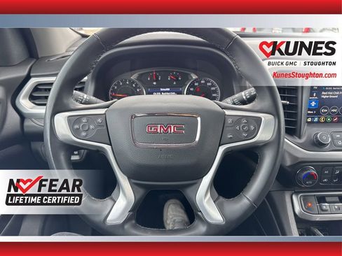 Used 2023 GMC Acadia SLT image 24