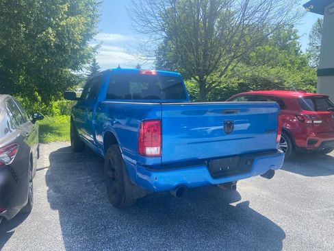 Used 2019 RAM 1500 Express w/ Express Value Package AWD/4WD image 4
