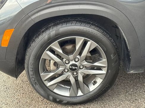 Used 2023 Kia Seltos S w/ Navigation Package FWD image 22