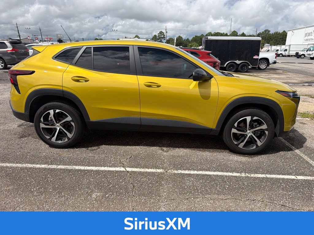 Used 2024 Chevrolet Trax RS w/ Driver Confidence Package FWD image 8