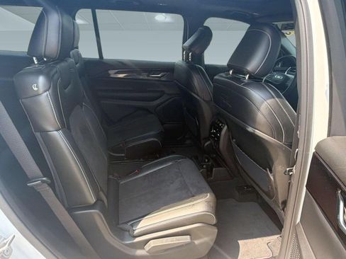 Certified 2023 Jeep Grand Cherokee L Laredo RWD image 28