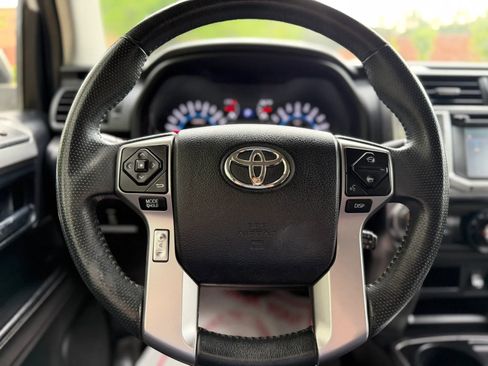 Used 2015 Toyota 4Runner SR5 Premium RWD image 32