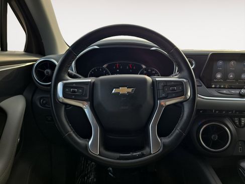 Used 2020 Chevrolet Blazer LT image 13