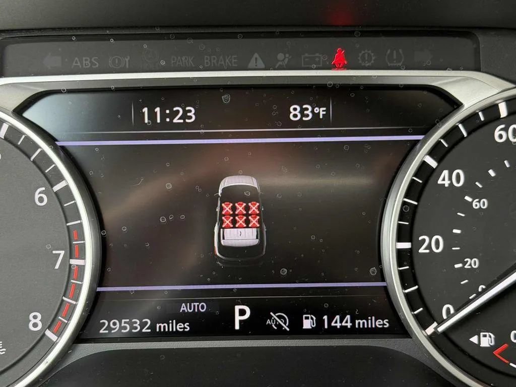 Used 2023 Nissan Pathfinder SL AWD/4WD image 25