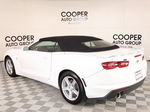 Used 2023 Chevrolet Camaro LT RWD image 19
