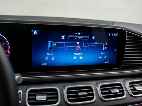 Certified 2025 Mercedes-Benz GLE 450 4MATIC image 29