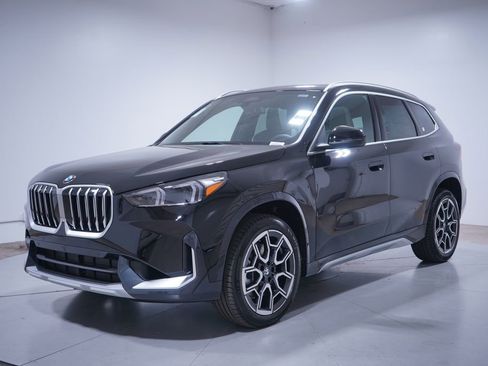 New 2026 BMW X1 xDrive28i w/ Convenience Package image 1