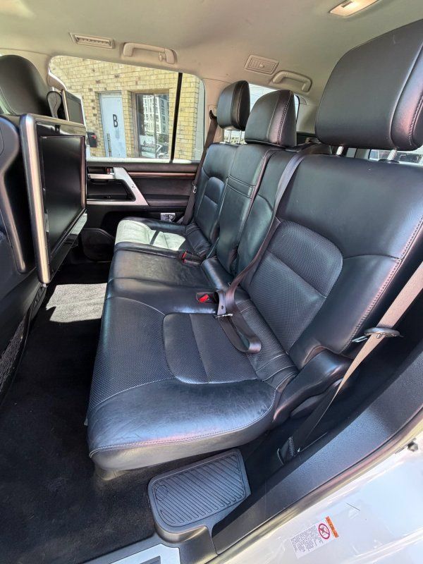 Used 2016 Toyota Land Cruiser AWD/4WD image 20