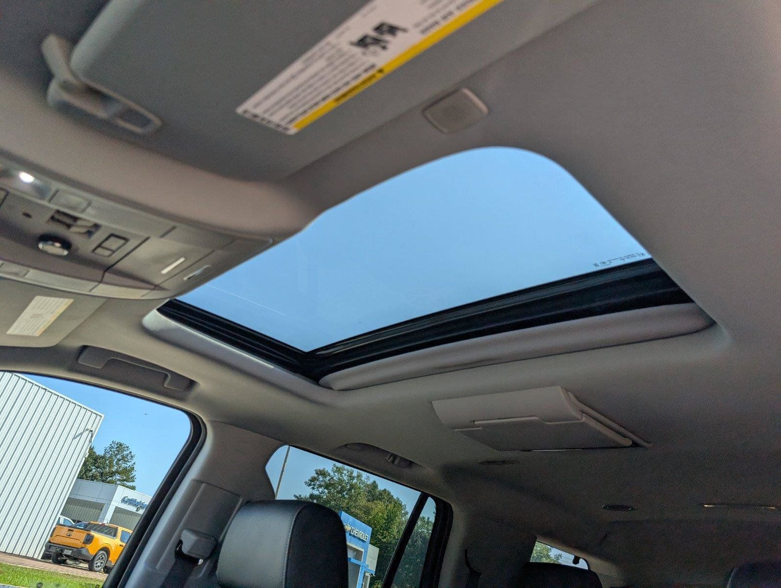 Used 2019 Chevrolet Tahoe LT w/ LT Signature Package RWD image 37