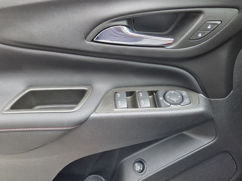 Certified 2023 Chevrolet Equinox RS w/ RS Leather Package FWD image 36