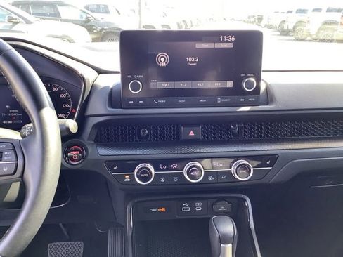 Used 2025 Honda CR-V Sport image 17