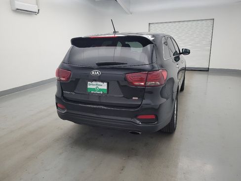 Used 2020 Kia Sorento LX FWD image 7