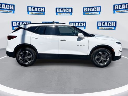 New 2026 Chevrolet Blazer LT w/ Convenience Package FWD image 9