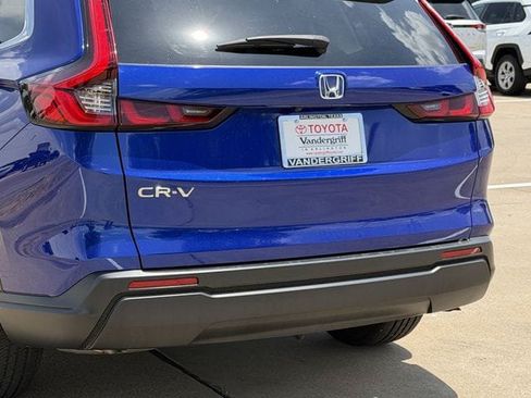 Used 2025 Honda CR-V EX image 6