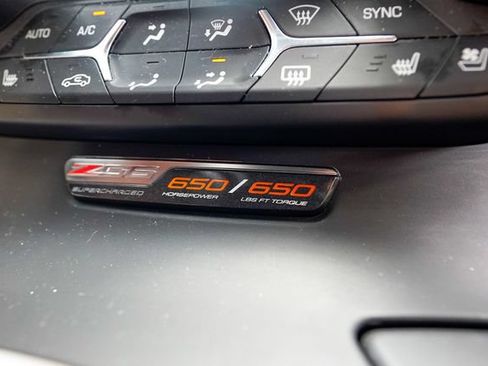 Used 2016 Chevrolet Corvette Z06 w/ 3LZ Preferred Equipment Group RWD image 83