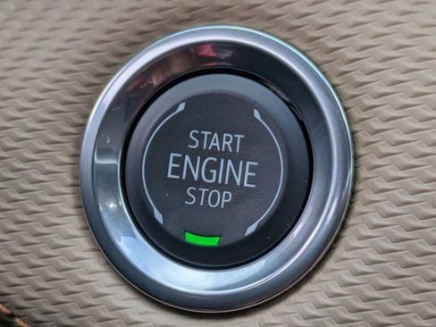 Used 2026 Chevrolet Equinox ACTIV w/ Safety and Technology Package image 28