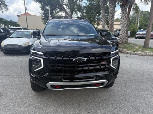 Certified 2025 Chevrolet Tahoe Z71 w/ Comfort Package AWD/4WD image 2