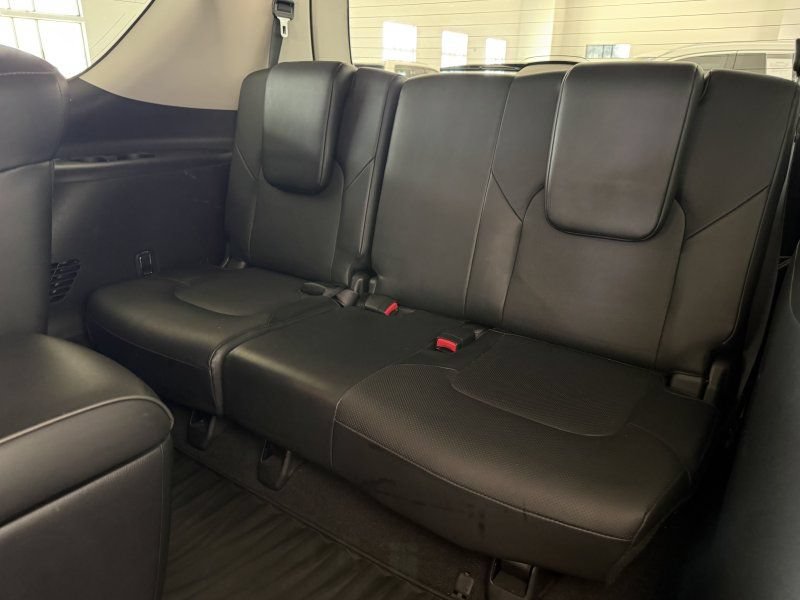 Used 2019 INFINITI QX80 Luxe AWD/4WD image 19