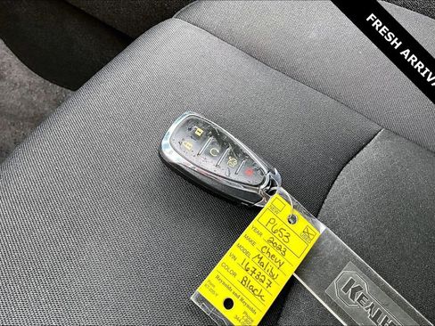 Used 2023 Chevrolet Malibu LT image 34