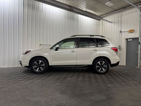 Used 2018 Subaru Forester 2.5i Premium AWD/4WD image 2