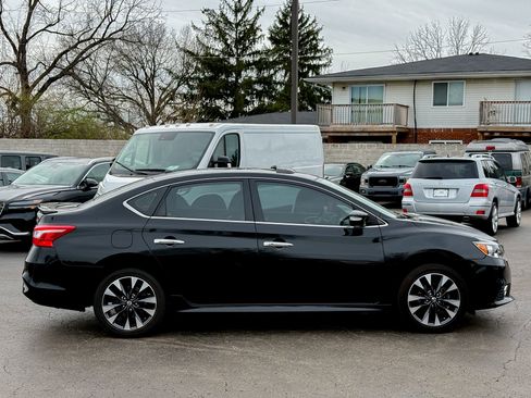 Used 2017 Nissan Sentra SR w/ SR Premium Technology Package image 12