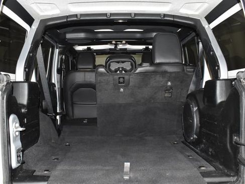 Used 2022 Jeep Wrangler Unlimited Sahara image 34