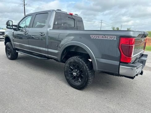 Used 2020 Ford F250 Lariat w/ Tremor Off-Road Package AWD/4WD image 4