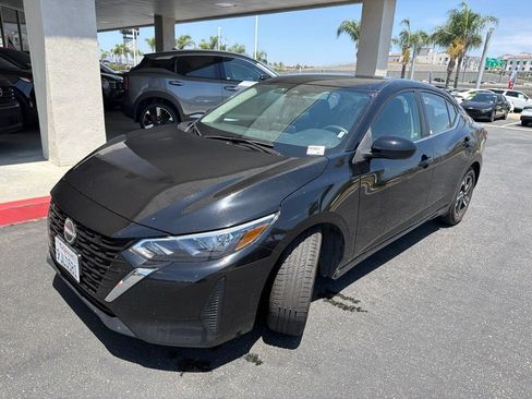 Used 2024 Nissan Sentra SV FWD image 3