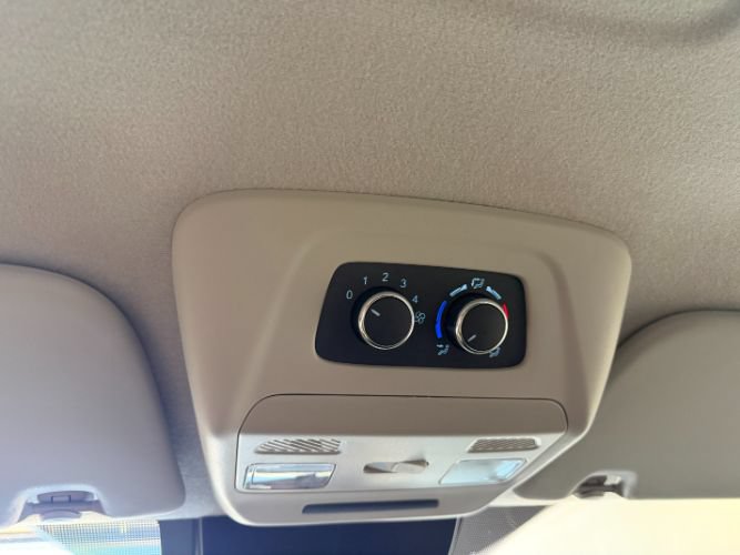 Used 2025 Ford Transit 350 XLT RWD image 25