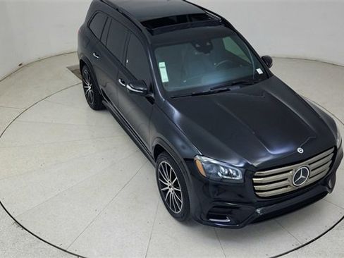 Used 2025 Mercedes-Benz GLS 450 4MATIC image 83
