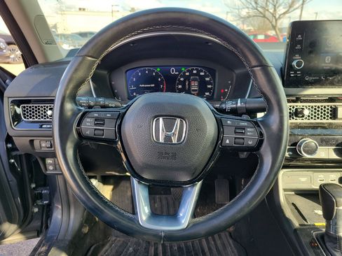 Used 2023 Honda Civic Touring image 22