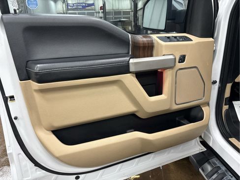 Used 2016 Ford F150 Lariat w/ Equipment Group 502A Luxury image 24