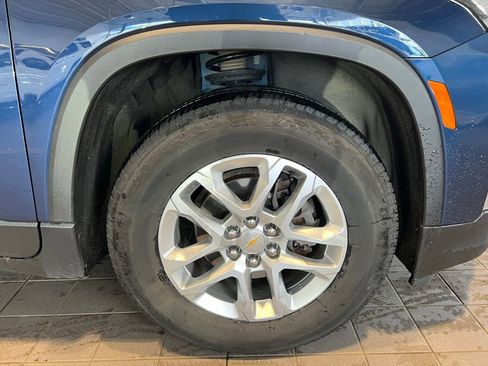 Used 2023 Chevrolet Traverse LS w/ Safety Package AWD/4WD image 15