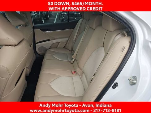 Used 2020 Toyota Camry XLE FWD image 11