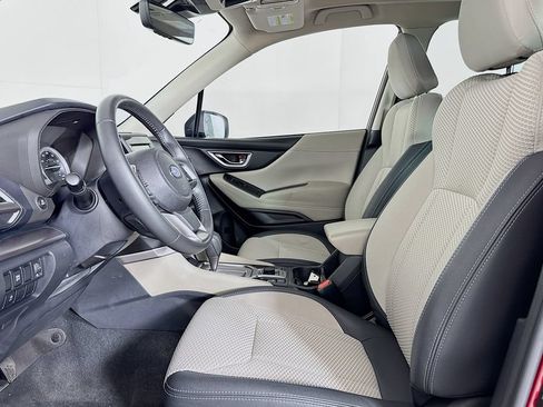 Used 2023 Subaru Forester Premium AWD/4WD image 8